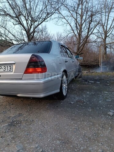 Mercedes C 240 1998, 401,768 km - 2.4 l - Bakı