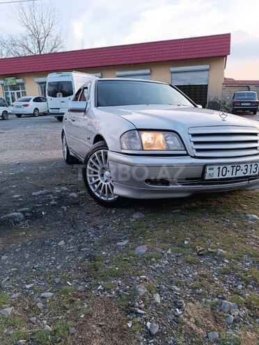 Mercedes C 240 1998, 401,768 km - 2.4 l - Bakı