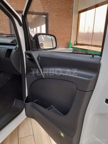 Mercedes Vito 2011, 240,000 km - 2.2 l - Gəncə