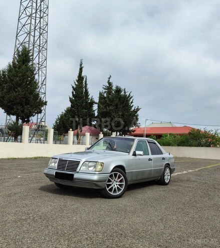 Mercedes E 220 1994, 523,300 km - 2.2 l - Ağstafa