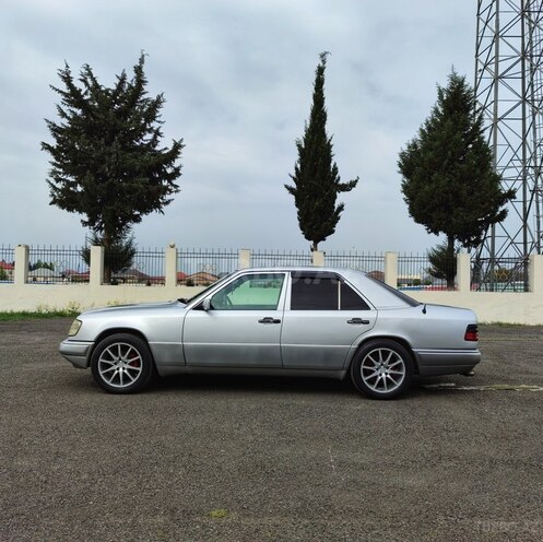 Mercedes E 220 1994, 523,300 km - 2.2 l - Ağstafa