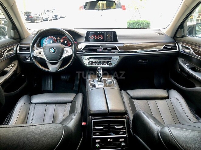 BMW 740 2016, 113,000 km - 3.0 л - Bakı