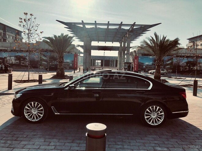 BMW 740 2016, 113,000 km - 3.0 л - Bakı