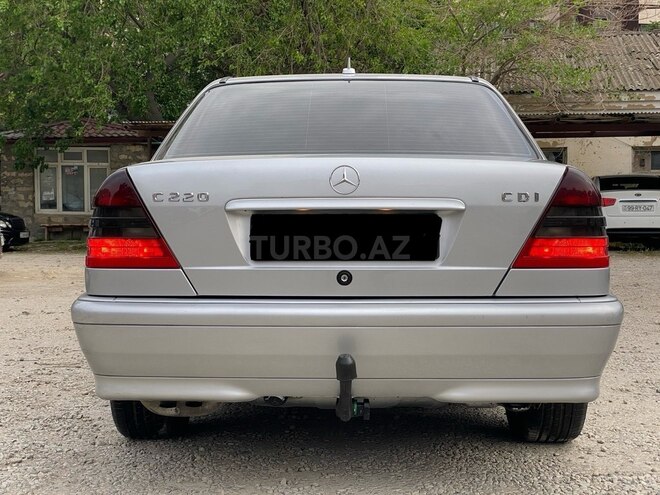 Mercedes C 220 d 2000, 346,000 km - 2.2 l - Bakı