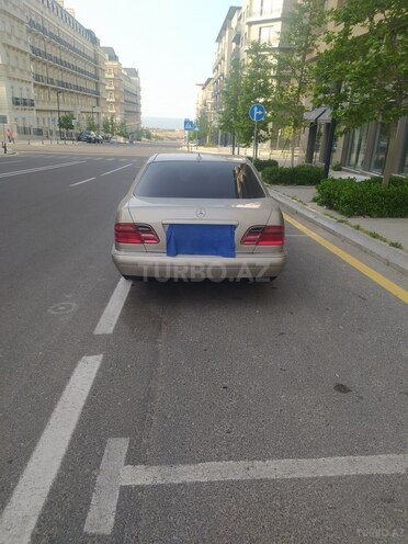 Mercedes 220 E 1998, 430,000 km - 2.2 l - Bakı