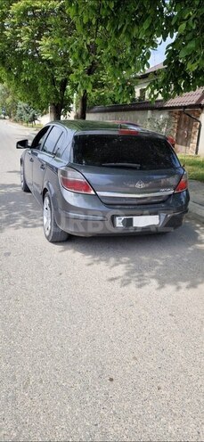 Opel Astra 2009, 214,000 km - 1.3 л - Quba