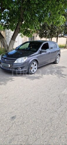 Opel Astra 2009, 214,000 km - 1.3 л - Quba