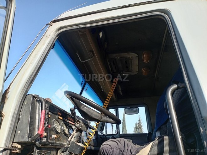 KamAz 54115 2005, 5,000 km - 11.0 l - Bakı