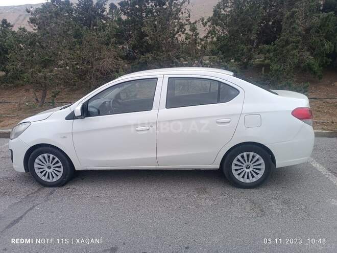 Mitsubishi Attrage 2014, 230,000 km - 1.2 l - Bakı