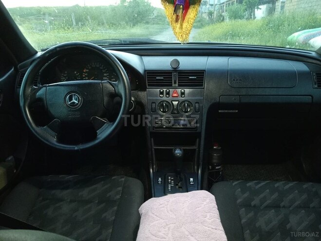 Mercedes C 220 1998, 200,000 km - 2.2 l - Beyləqan