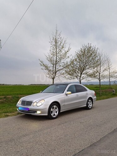 Mercedes E 320 2004, 245,450 km - 3.2 l - Masallı