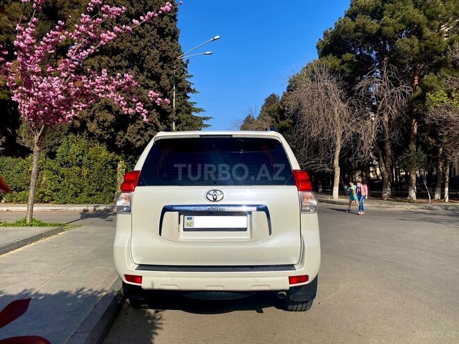 Toyota Land Cruiser Prado 2013, 245,000 km - 4.0 l - Bakı