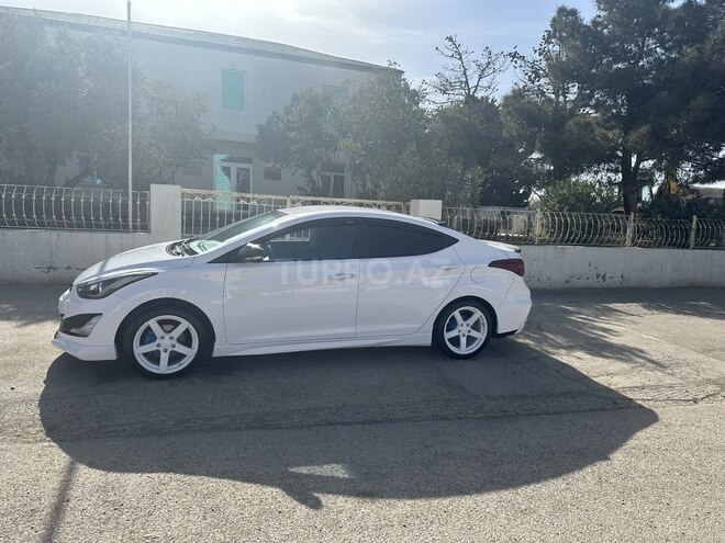 Hyundai Elantra 2015, 202,000 km - 1.6 л - Bakı