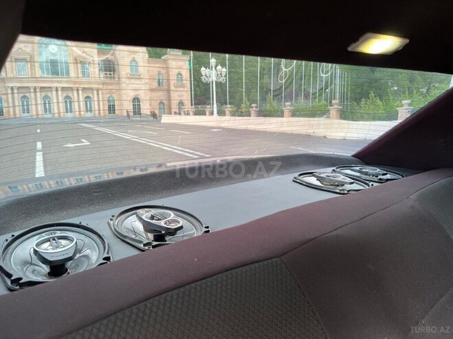 Mercedes E 220 1993, 400,000 km - 2.2 л - Qəbələ