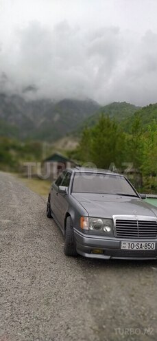 Mercedes E 220 1993, 400,000 km - 2.2 л - Qəbələ