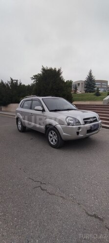 Hyundai Tucson 2008, 196,000 km - 2.0 л - Qusar