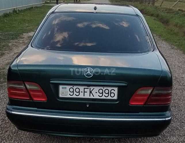 Mercedes E 280 1999, 310,000 km - 2.8 l - Cəlilabad