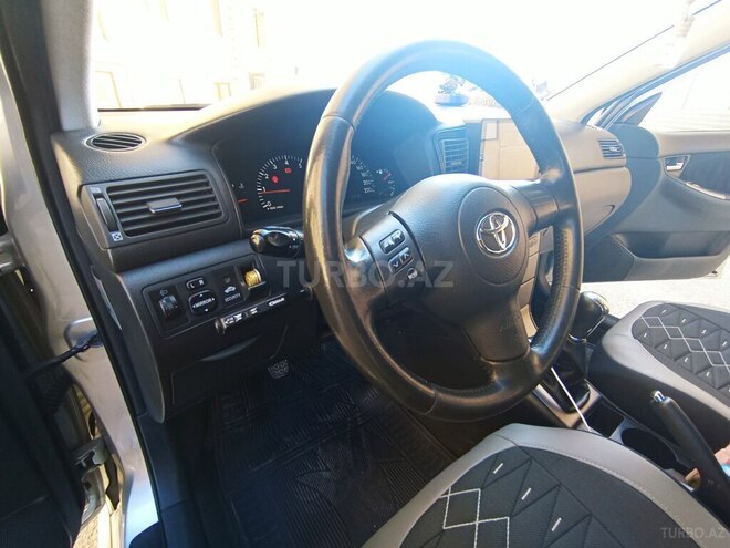 Toyota Corolla 2006, 186,000 km - 1.4 l - Sumqayıt