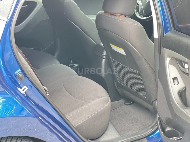 Hyundai Elantra 2015, 160,000 km - 1.8 l - Bakı