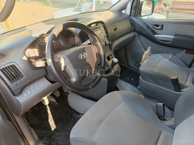 Hyundai H-1 2009, 319,500 km - 2.5 l - Bakı