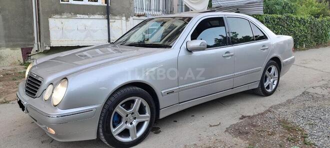 Mercedes E 240 2001, 292,000 km - 2.6 l - Sumqayıt
