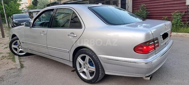 Mercedes E 240 2001, 292,000 km - 2.6 l - Sumqayıt
