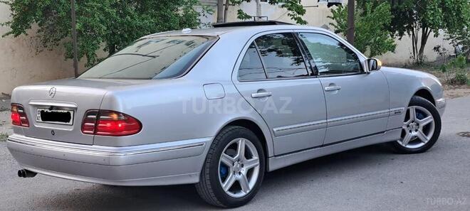 Mercedes E 240 2001, 292,000 km - 2.6 l - Sumqayıt