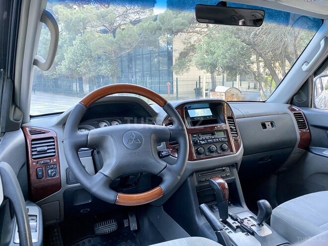 Mitsubishi Pajero 2005, 274,000 km - 3.8 л - Bakı