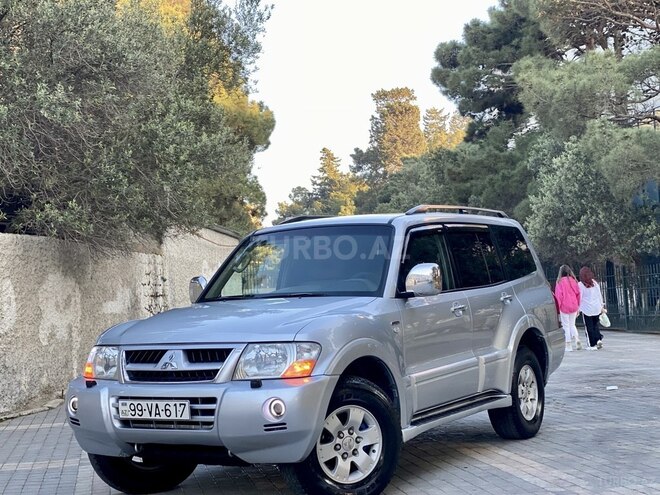 Mitsubishi Pajero 2005, 274,000 km - 3.8 л - Bakı