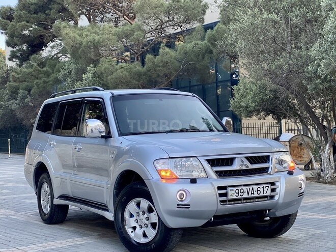 Mitsubishi Pajero 2005, 274,000 km - 3.8 л - Bakı