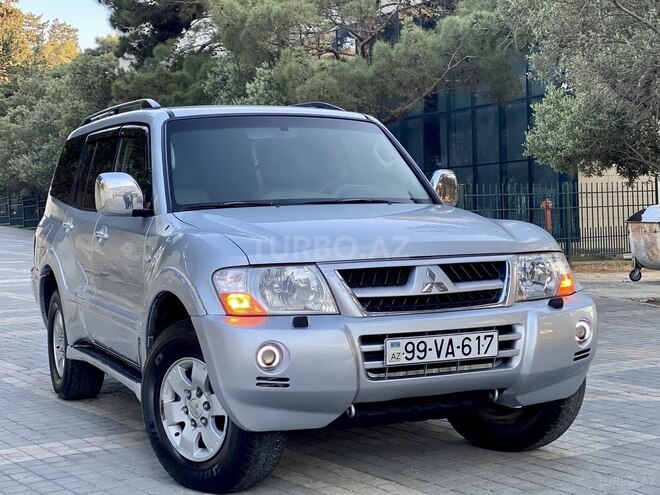Mitsubishi Pajero 2005, 274,000 km - 3.8 л - Bakı