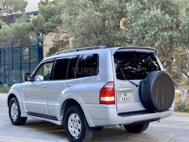 Mitsubishi Pajero 2005, 274,000 km - 3.8 л - Bakı