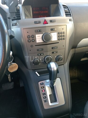 Opel Zafira 2007, 424,000 km - 1.9 l - Bakı