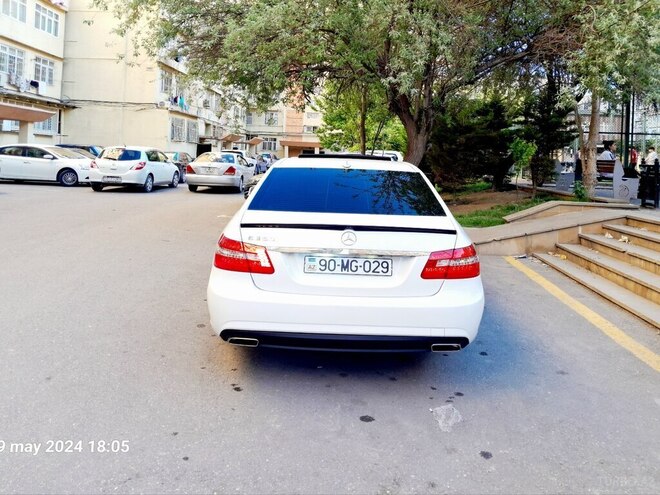 Mercedes E 350 2010, 236,000 km - 3.5 l - Bakı