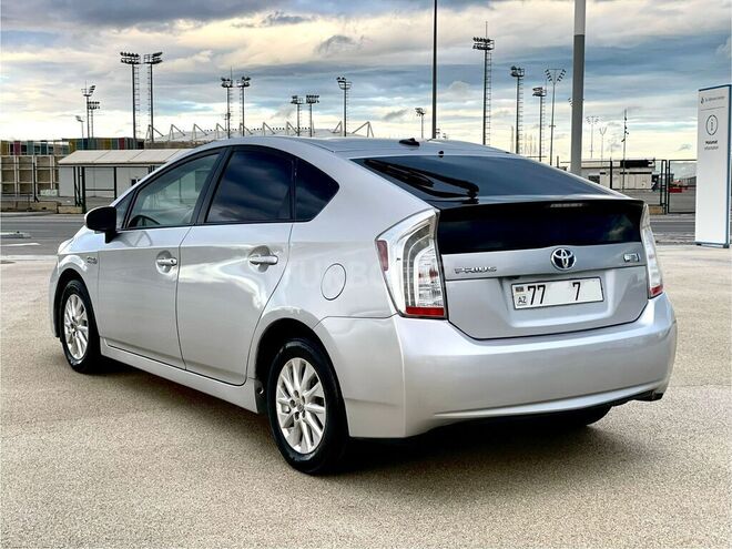 Toyota Prius 2014, 296,544 km - 1.8 l - Bakı