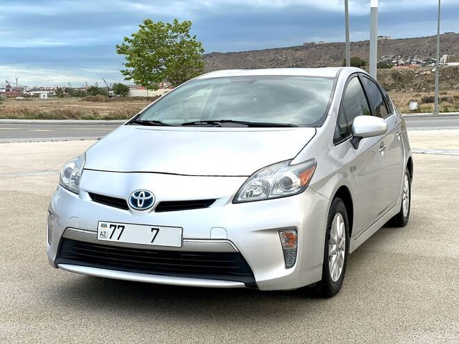 Toyota Prius 2014, 296,544 km - 1.8 l - Bakı