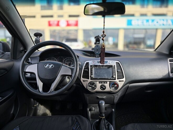 Hyundai i20 2010, 294,317 km - 1.4 l - Sumqayıt