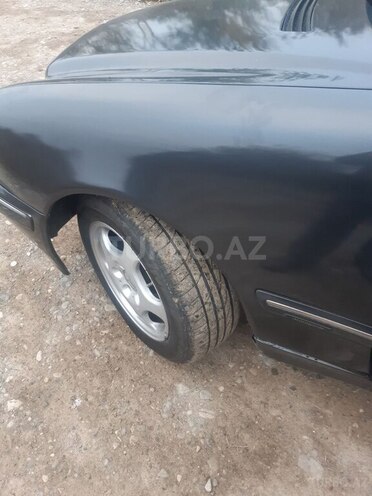 Mercedes E 220 d 2000, 398,700 km - 2.2 l - Naftalan