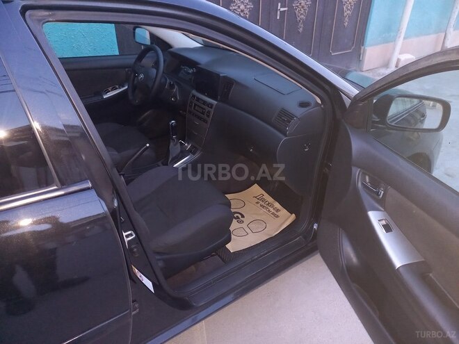 Toyota Corolla 2006, 318,000 km - 1.4 l - Bakı