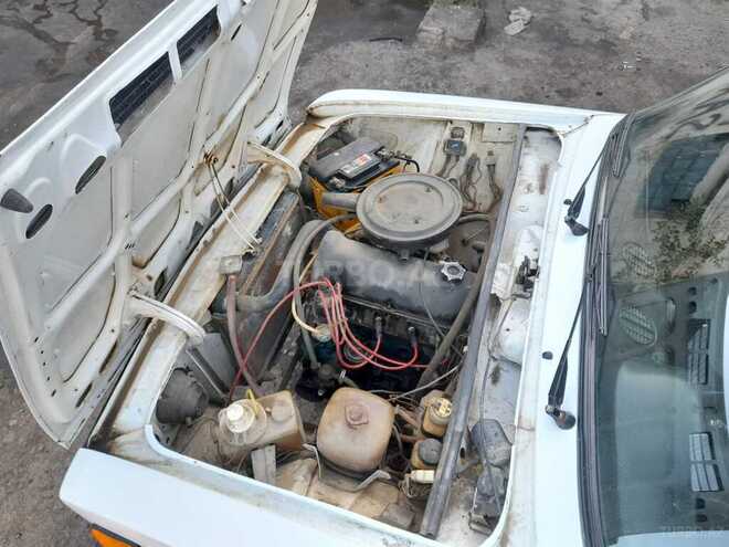 LADA (VAZ) 2106 1986, 310,000 km - 1.3 l - Sabirabad