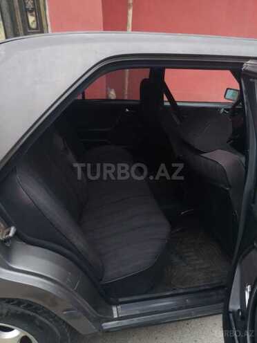 Mercedes E 200 1989, 380,000 km - 2.0 l - Bakı