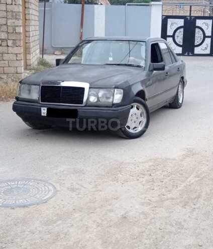 Mercedes E 200 1989, 380,000 km - 2.0 l - Bakı