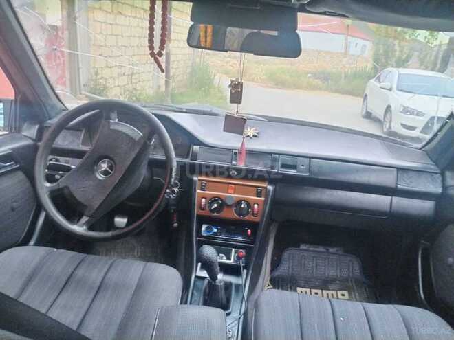 Mercedes E 200 1989, 380,000 km - 2.0 l - Bakı