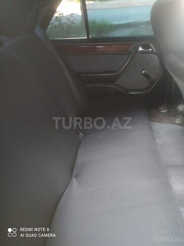 Mercedes E 200 1995, 358,000 km - 2.0 l - Bərdə