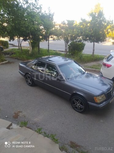 Mercedes E 200 1995, 358,000 km - 2.0 l - Bərdə
