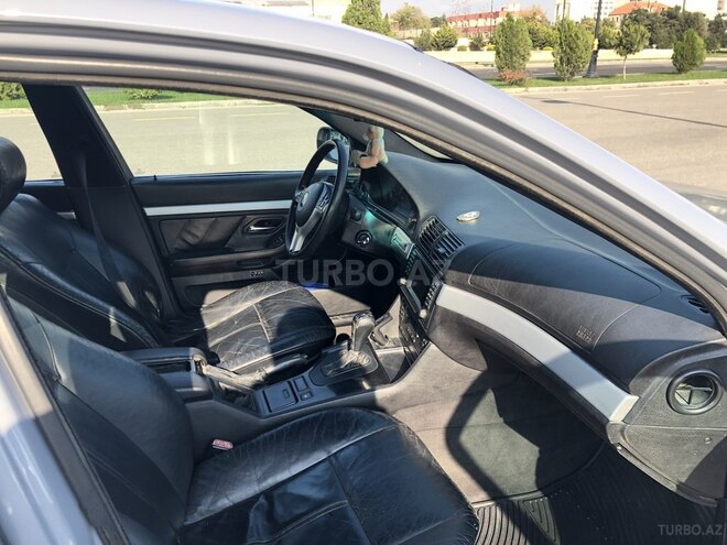 BMW 530 2001, 227,000 km - 3.0 л - Bakı