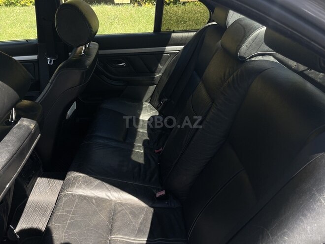BMW 530 2001, 227,000 km - 3.0 л - Bakı