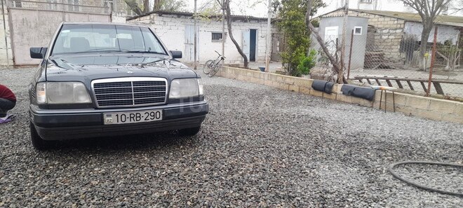 Mercedes E 300 d 1995, 451,000 km - 3.0 l - Bərdə