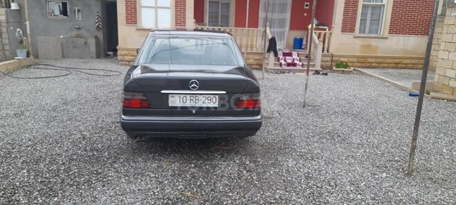 Mercedes E 300 d 1995, 451,000 km - 3.0 l - Bərdə