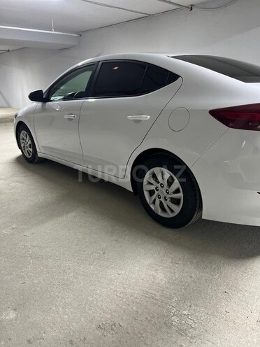 Hyundai Elantra 2018, 101,389 km - 1.6 l - Bakı